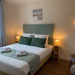 Hotel Logis Emeraude Des Bois