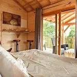 Logis Emeraude Des Bois Hotel 2*