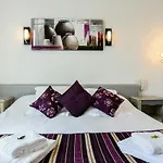 Logis Emeraude Des Bois 2*