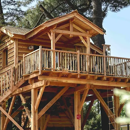 酒店 Logis Emeraude Des Bois 2*