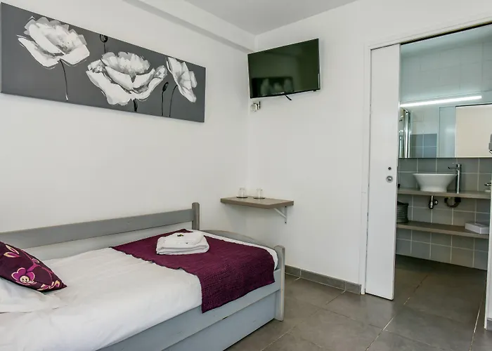 Hotel Logis Emeraude Des Bois Mimizan-Plage