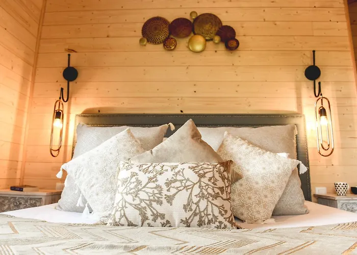 Logis Emeraude Des Bois