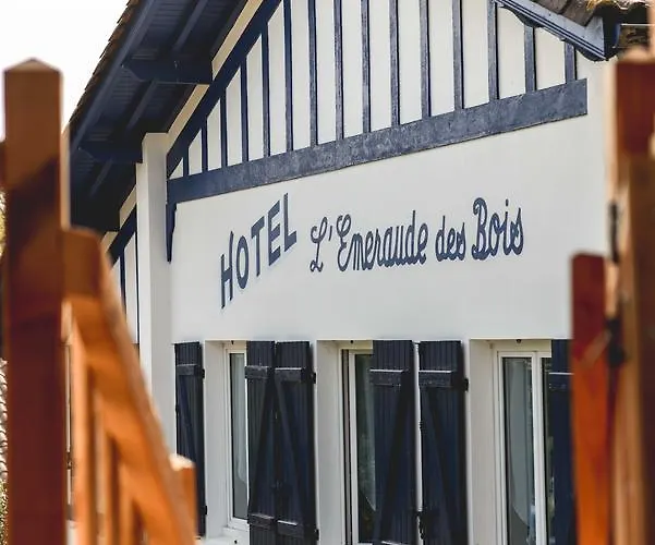 Logis Emeraude Des Bois Mimizan-Plage