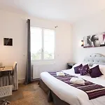 Hotel Logis Emeraude Des Bois