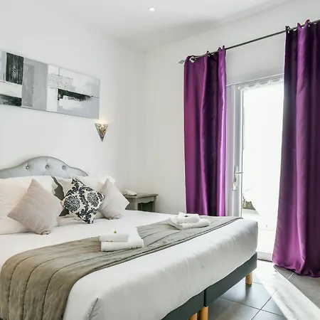 Hotel Logis Emeraude Des Bois 2*