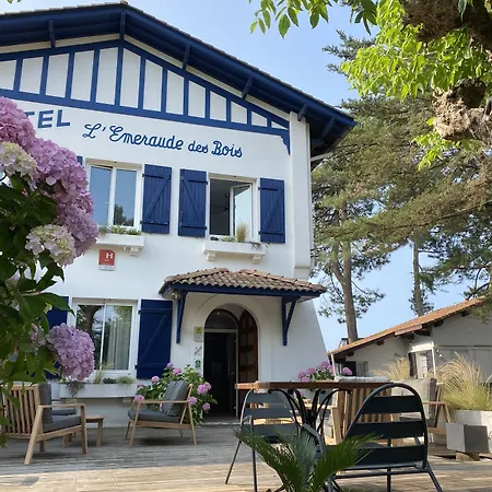 Hotel Logis Emeraude Des Bois Mimizan-Plage