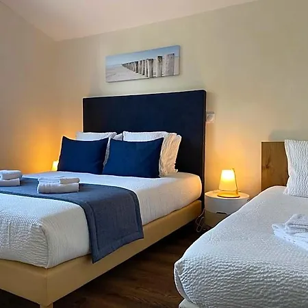 Hotel Logis Emeraude Des Bois 2*