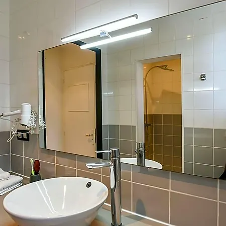 Logis Emeraude Des Bois Hotel 2*