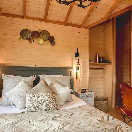 Logis Emeraude Des Bois