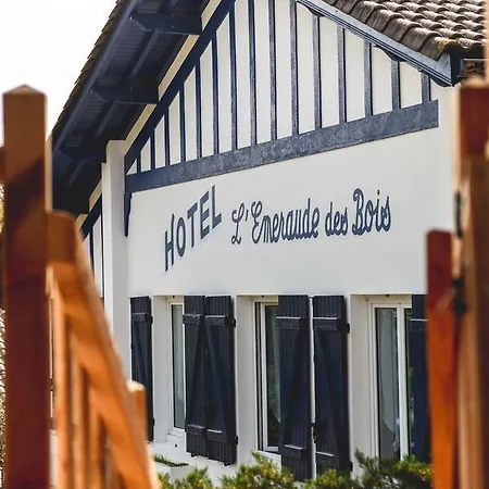 Logis Emeraude Des Bois מימיזן-פלאז'
