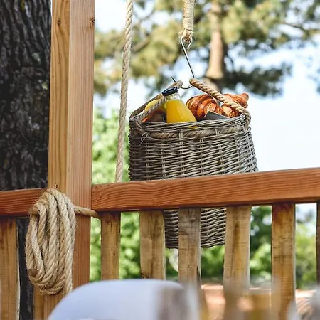 Logis Emeraude Des Bois